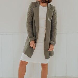 Cedar & Vine Gray Linen Blazer Size XS Made In Canada 100% Linen Floral Lined